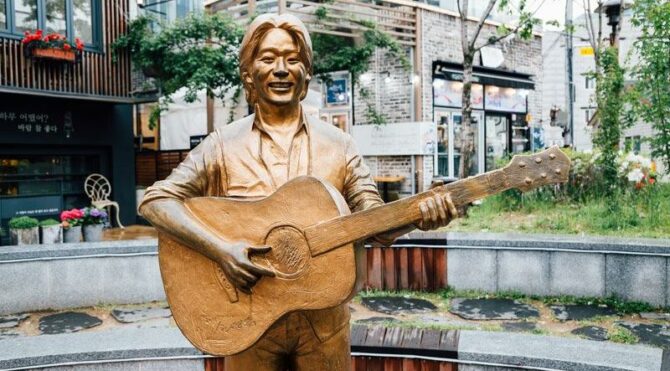 25-yil-once-once-olen-sarkici-yapay-zeka-sayesinde-konser-verecek-dWjN5Xq2.jpg HABERİM 724 | 25 yıl önce önce ölen şarkıcı yapay zeka sayesinde konser verecek