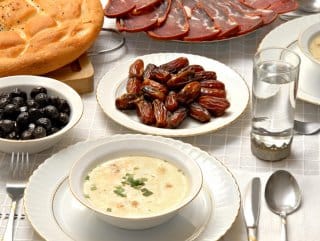 oruc-tutarken-bedeninizde-olan-degisiklikler-qbGwkuXg.jpg HABERİM 724 | Oruç tutarken bedeninizde olan değişiklikler