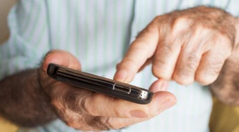 turkiyedeki-yasli-nufus-sosyal-medya-kullanim-rekoru-kirdi-ufHQ4hJk.jpg HABERİM 724 | Türkiye’deki yaşlı nüfus sosyal medya kullanım rekoru kırdı!