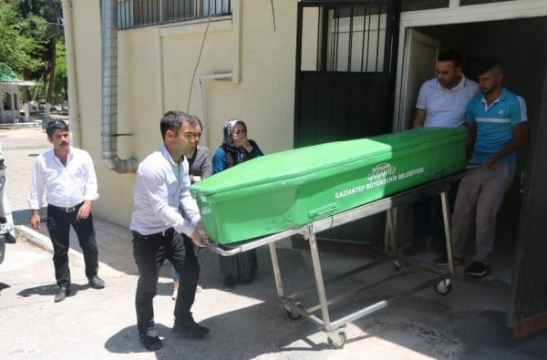 zayiflamak-istedi-ameliyat-sonrasi-oldu-0-TRCx9ngq.jpg HABERİM 724 | Zayıflamak istedi, ameliyat sonrası öldü